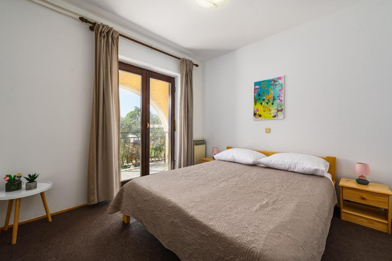 Apartments Josipa Poreč Dış mekan fotoğraf